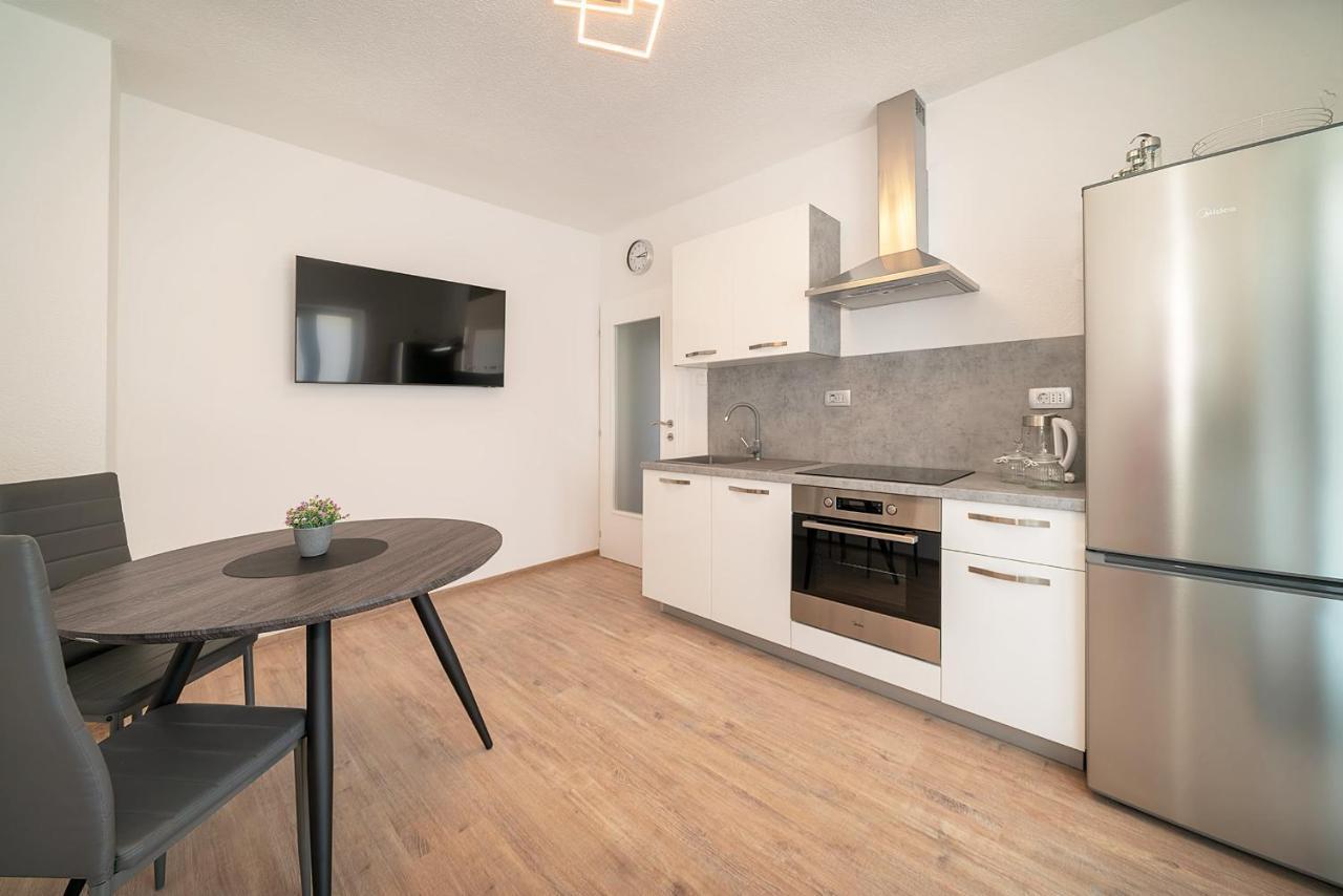 Apartments Gerta With Terrace バスカ エクステリア 写真